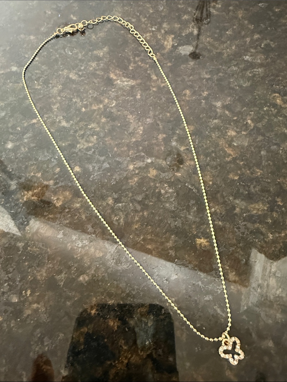 Gold-Plated Butterfly Pendant Necklace from Anthropologie!!🔥🔥🔥 - Picture 3 of 13